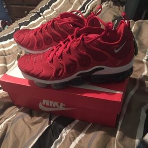 USA vapormax plus deadstock